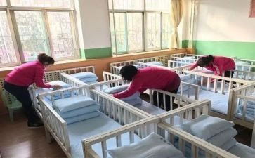 幼儿园保育员月总结推荐7篇
