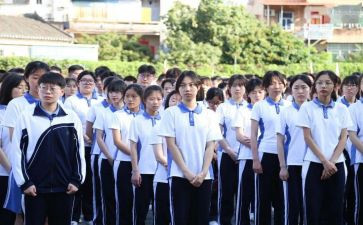 高2语文课前演讲稿5篇