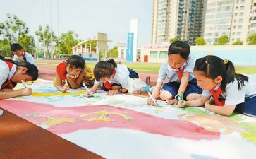 小班的绘画活动教案8篇