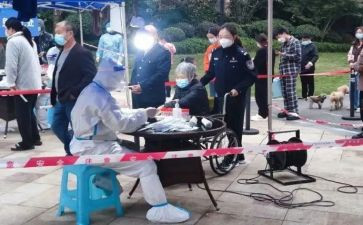 抗击疫情医护人员心得体会8篇
