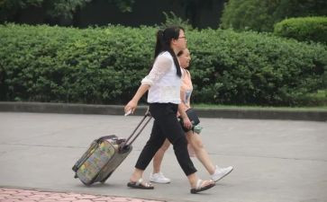 离校的倡议书通用7篇