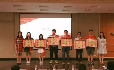 小学教师评优述职报告8篇