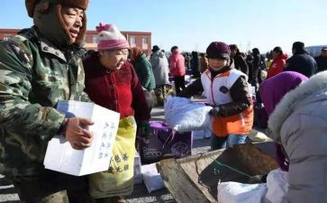 申请高中贫困生申请书5篇