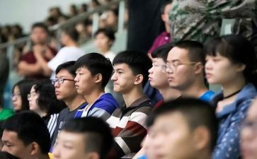 接新生入校心得体会5篇