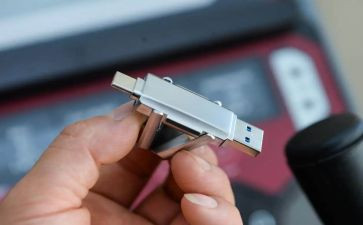 u盘销售合同模板参考8篇