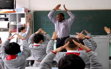 小班数学活动里和外教案6篇