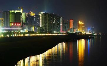 《深夜,那盏灯》读后感6篇
