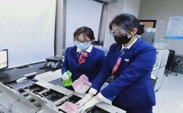 银行月度工作总结6篇